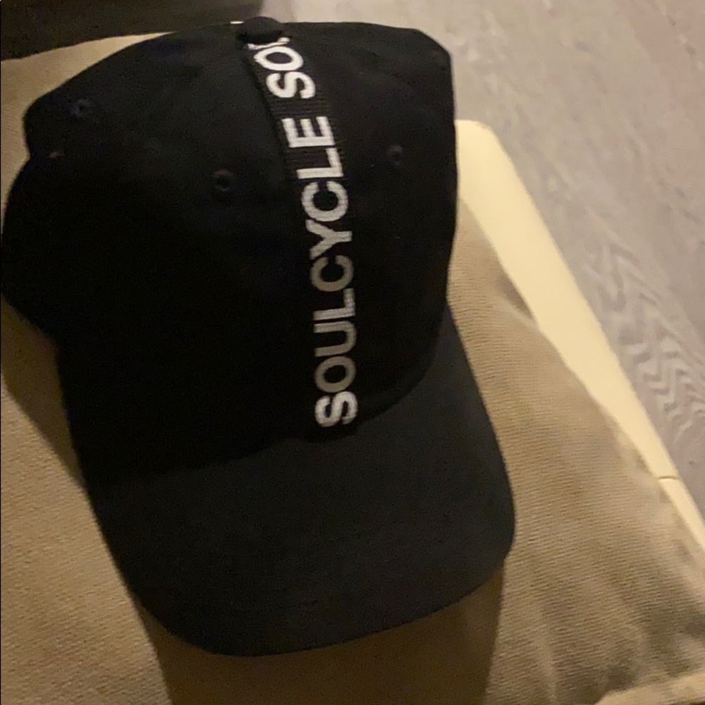 Soul cycle running hat